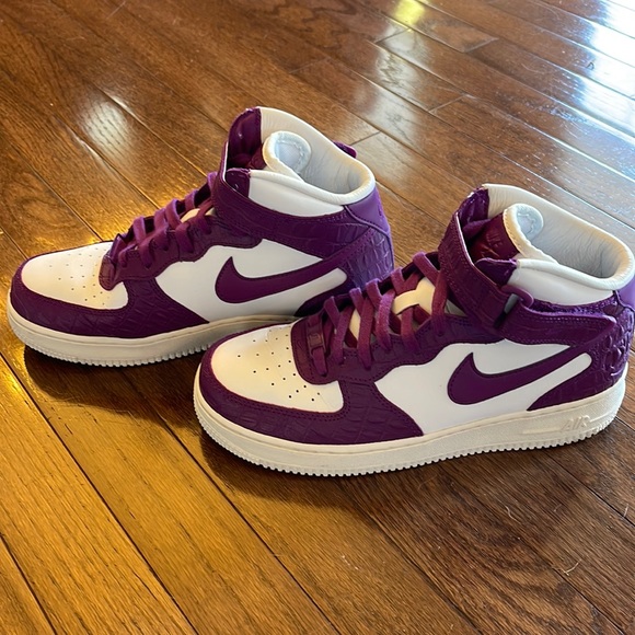 purple air force 1 mid